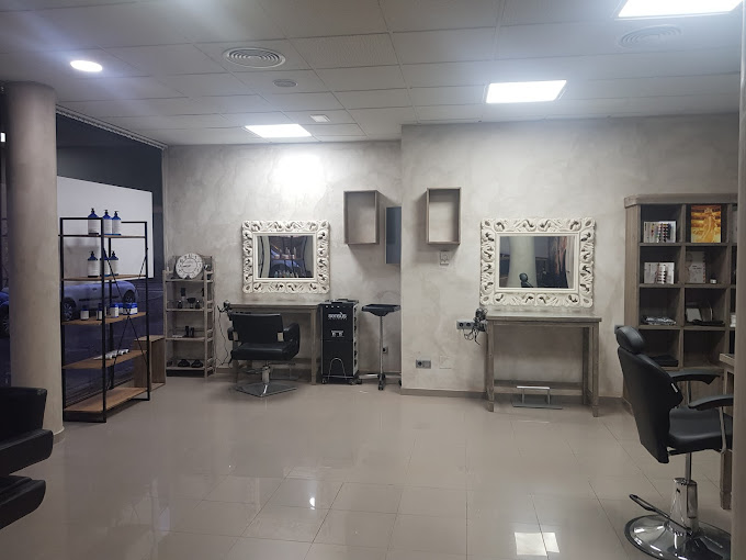 colours_perruqueria_girona